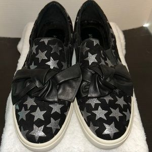 Vaneli Sport Odelet Slip-On Black Silver Star Sneakers Size 10